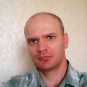 Viktor , 42 года